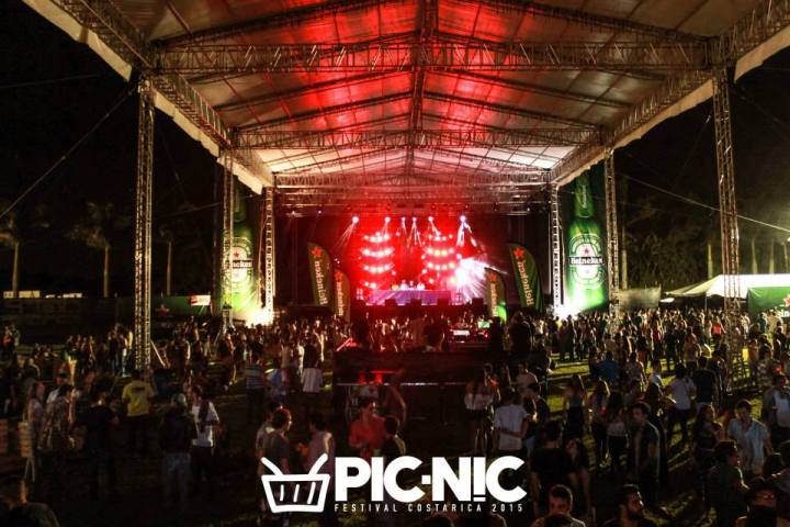 11046351_766302223482673_7102881500248997752_n