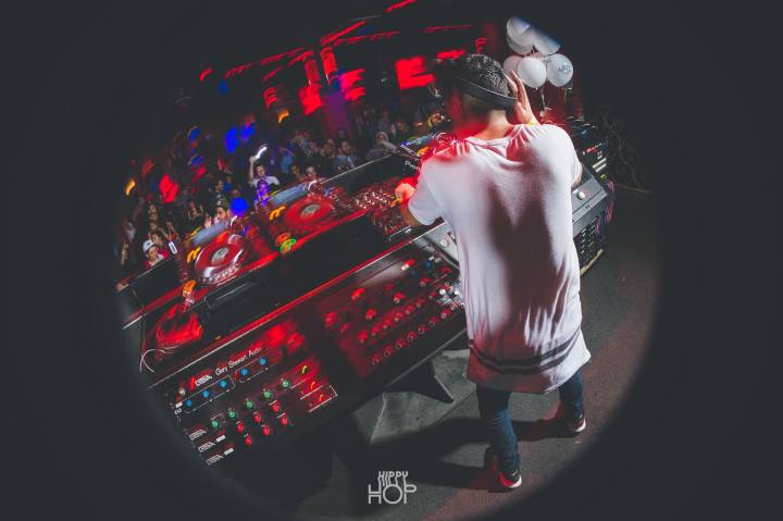 12828400_887322131378601_160648893681835456_o