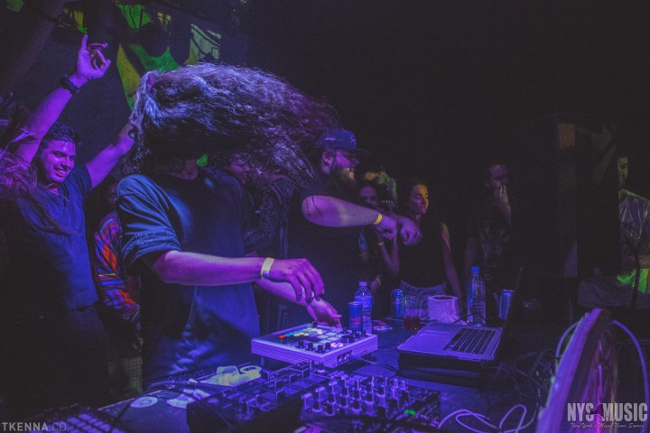 thomasmckenna_spacejesus_25