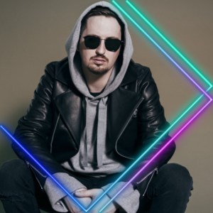 PicsArt_05-17-05.22.29